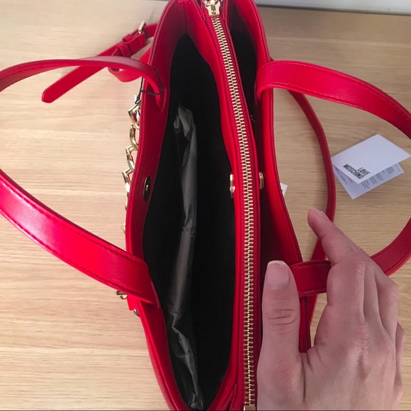LOVE MOSCHINO NWT Red Handbag with Heart Chain - Picture 12 of 15
